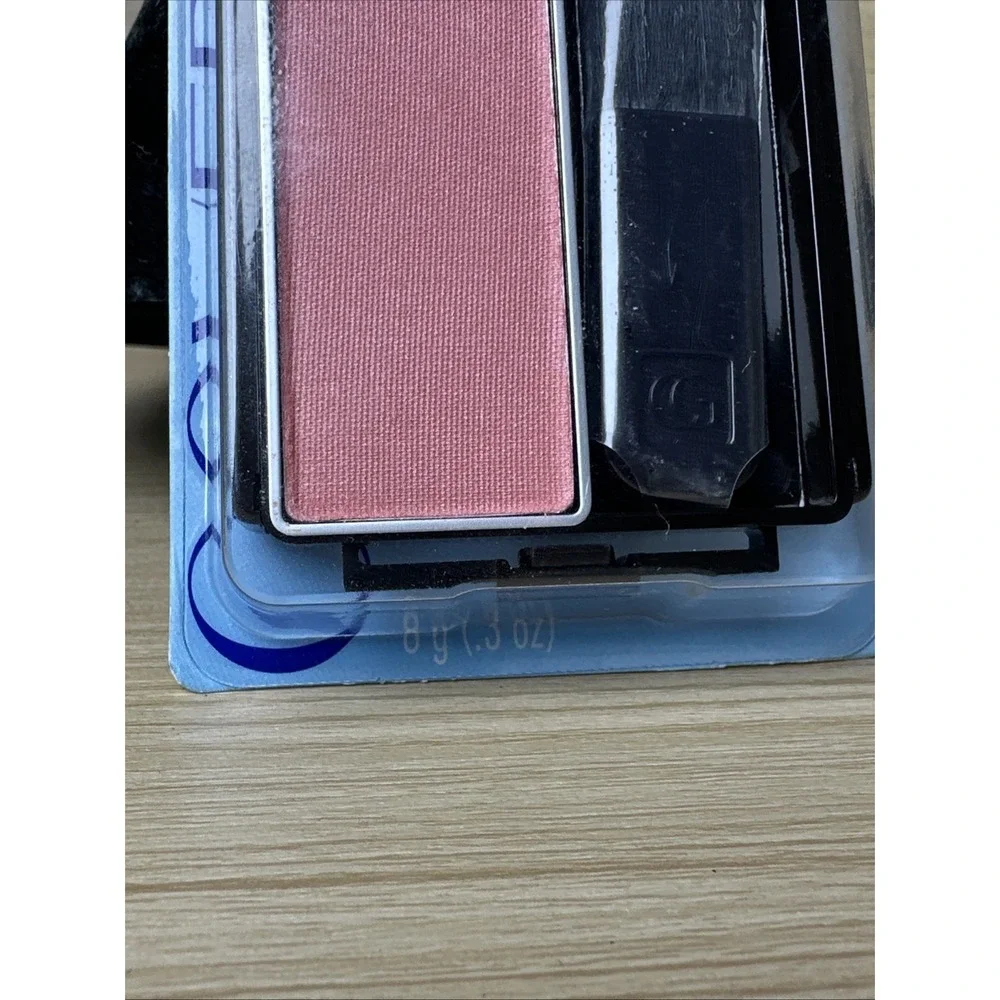 CoverGirl‎ Classic Color Blush - Rose Silk 540